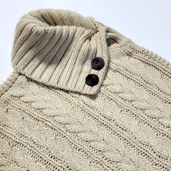 Chunky Cable Knit Cowl Neck Poncho (S) - Picture 7 of 9
